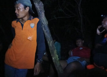 BPBD Kota Kediri Evakuasi Pendaki Cedera di Gunung Klotok