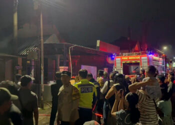 Kebakaran Hanguskan Toko Kosmetik Di Pare Kerugian Capai Ratusan Juta