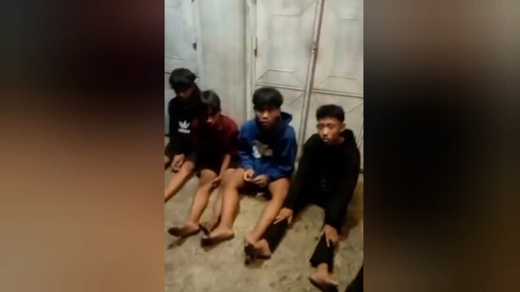 Gerombolan Remaja Bersenjata Tajam Diamankan Warga Jombang