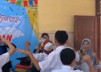 Video Siswa SD Nyawer Biduan Viral Pihak Sekolah Tanggapi Kejadian di Tulungagung