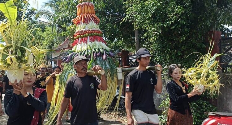 Lestarikan Warisan Leluhur , Warga Balerejo Blitar Pesisir Selatan Gelar Sedekah Bumi