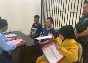 Dua Pelaku Pengeroyokan Blitar telah Diserahkan ke JPU Kejari Blitar usai Gugatannya Ditolak