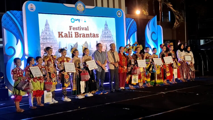 Festival Kali Brantas IV UNP Kediri Tampilkan Kolaborasi Seni dan Budaya dalam Nuansa Edukatif