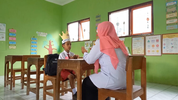 Hari Pertama Sekolah, SD Negeri 1 Kendalrejo Hanya Terima Satu Murid Baru