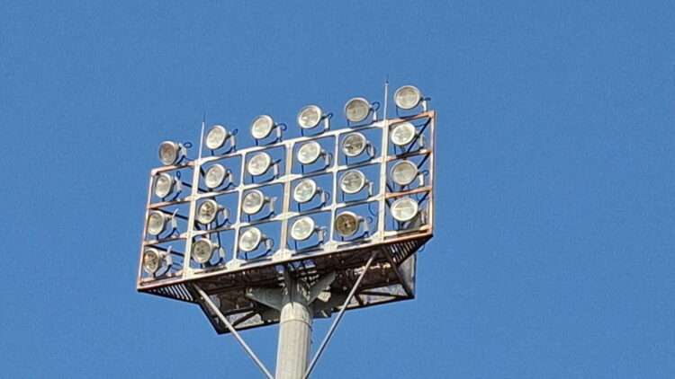 Stadion Brawijaya Kediri Terus Dibenahi, Lampu Penerangan Diganti Model LED