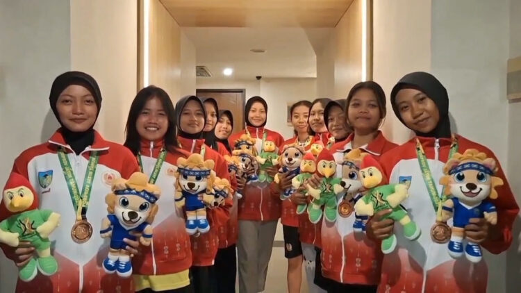 Cricket T10 Putri Persembahkan Medali Perunggu untuk Kabupaten Kediri di Porprov IX Jatim 2025