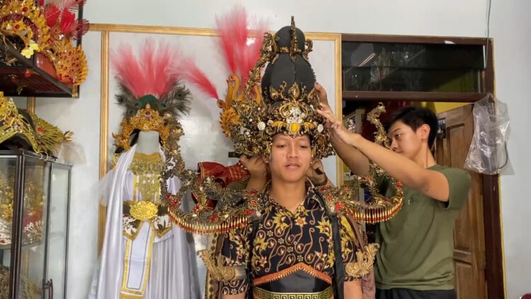 Jasa Sewa Kostum Meredup Seiring Larangan Sound Horeg