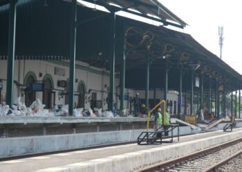 Stasiun Kediri Bangun Peron Tinggi dan Over Capping Guna Tingkatkan Pelayanan Serta Keamanan Pelanggan