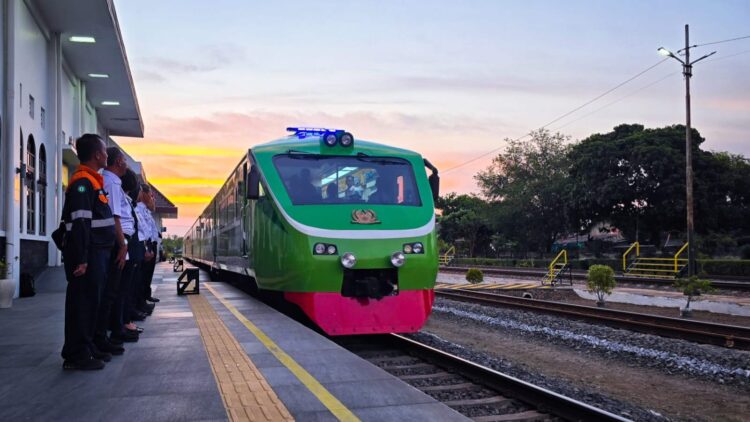 Jajaran Direksi dan Komisaris KAI Tinjau Langsung Daop 7 Madiun, Perkuat Sinergi dan Komitmen Keselamatan