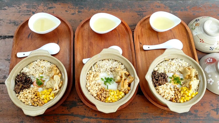 Nikmatnya Bubur Bakar Dalam Wadah Mangkok Tanah Liat