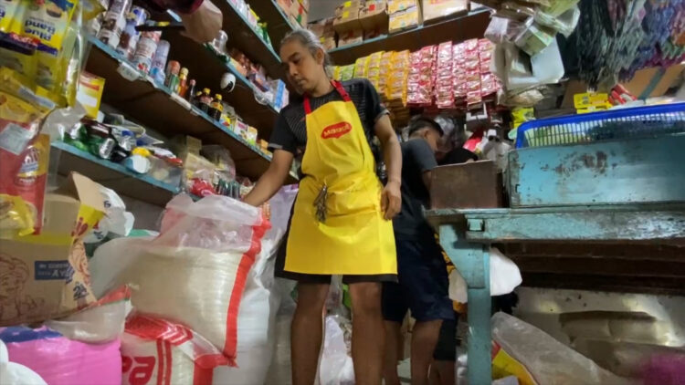 Harga Beras di Kota Blitar Naik, Konsumen Mengeluh