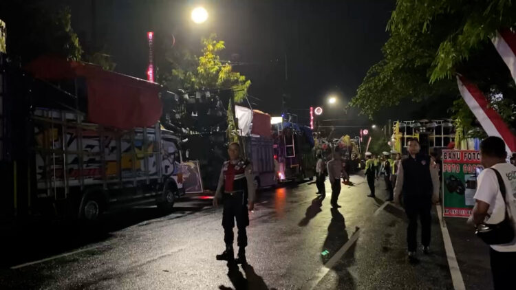 Tak Kantongi Izin Kegiatan, Karnaval Sound Horeg Dibubarkan Polisi