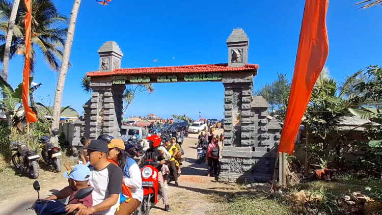 Pantai Dlodo Makin Digemari Wisatawan Jalan Rusak Menuju Jls Dikeluhkan