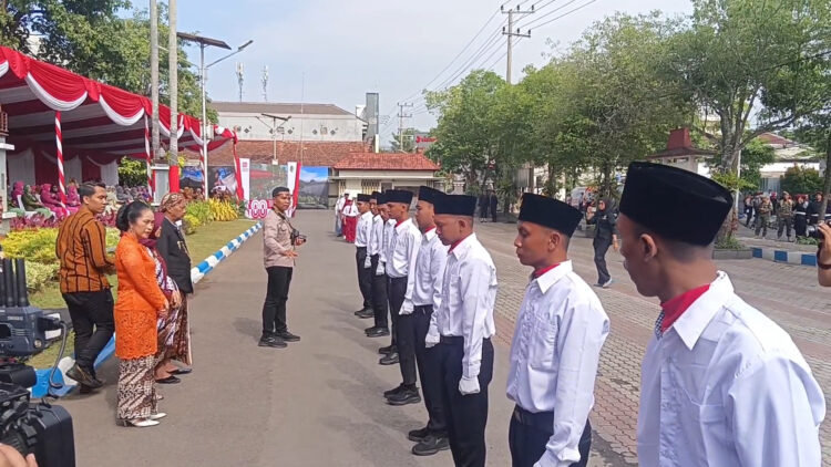 Ratusan Warga Binaan Lapas Tulungagung Terima Remisi, 32 Orang Langsung Bebas