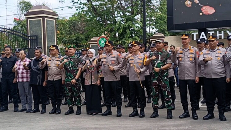 Kapolda Jatim Tinjau Kondisi Kediri Pasca Aksi Anarkis, Tegaskan Pentingnya Kondusivitas di Wilayah JATIM