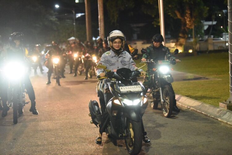 Mbak Wali Pimpin Patroli Bersama TNI-Polri, Tegaskan Komitmen Jaga Kedamaian Kota Kediri
