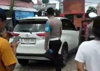 Modus Pecah Kaca Mobil, Warga Blitar Rugi Rp.150 Juta Saat Belanja Pakan Ikan