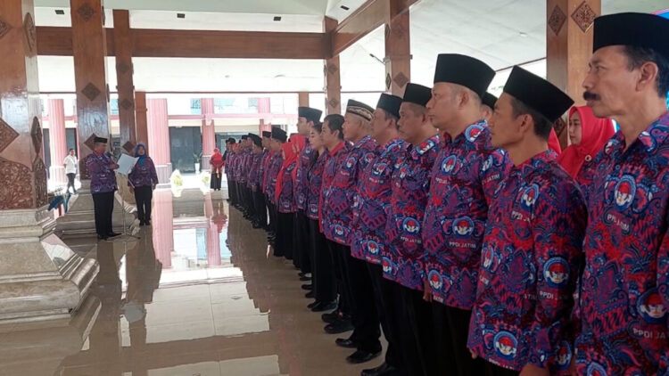 Bupati Blitar Kukuhkan Pengurus Baru PPDI Tekankan Sinergi dan Profesionalisme Perangkat Desa