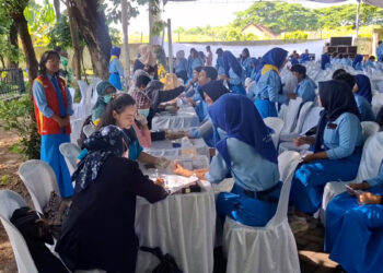 Dinkes Jatim Gelar Cek Kesehatan Gratis untuk Siswa SMAN 1 Kota Kediri