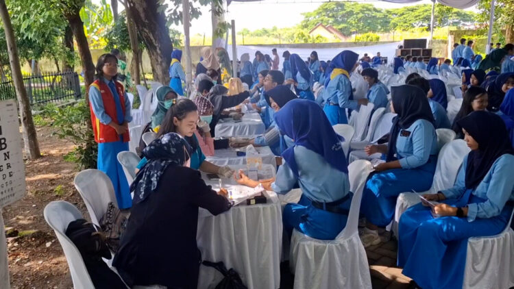 Dinkes Jatim Gelar Cek Kesehatan Gratis untuk Siswa SMAN 1 Kota Kediri