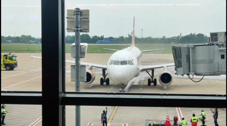 Super Air Jet mendarat di Bandara Dhoho Kediri dengan Rute Jakarta-Kediri 3 kali seminggu 