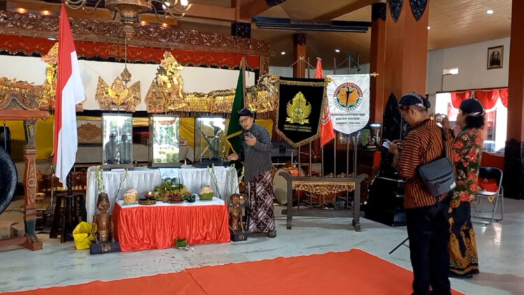 Keris Pusaka Presiden Prabowo Hiasi Pameran Keris Nasional di Trenggalek