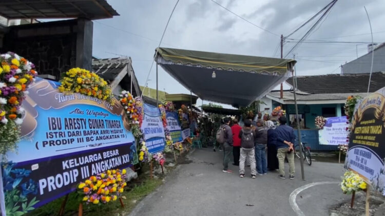 Jenazah Korban Mutilasi di Manokwari Asal Blitar Tiba di Rumah Duka Hari Ini