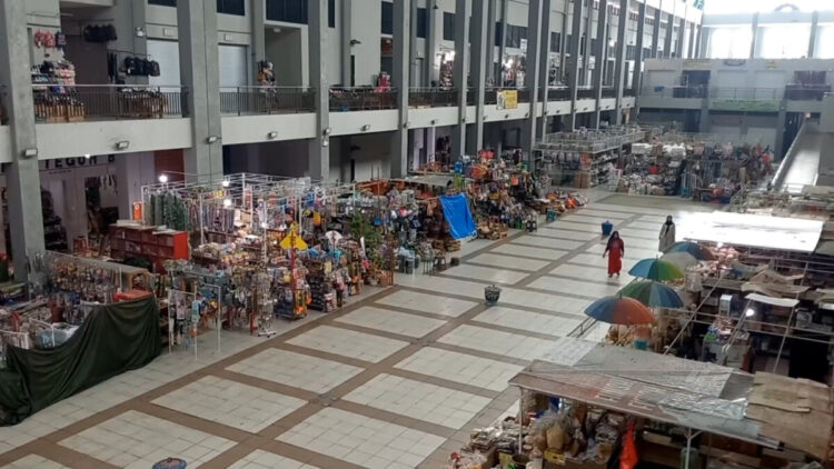 Hampir Tutup Tahun, Realisasi PAD Pasar Trenggalek Masih 50 Persen