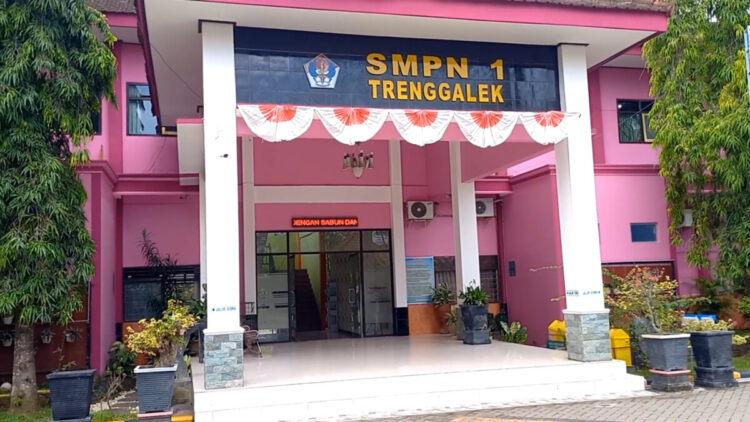 Suami Anggota DPRD Jadi Tersangka Penganiayaan Guru Trenggalek