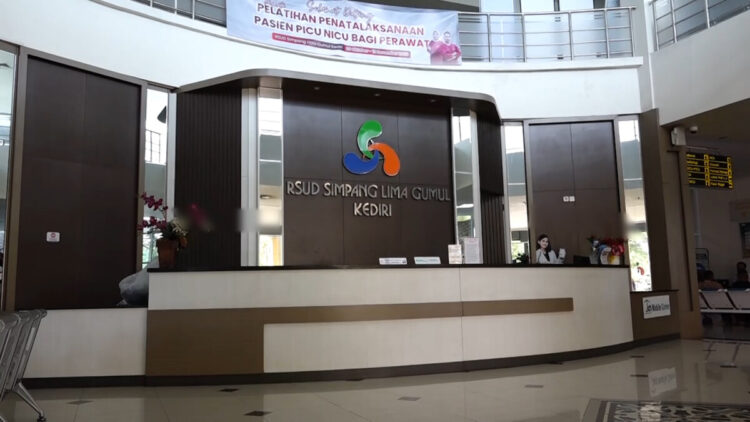 Sahaja Prima, Warga Melahirkan di Rumah Sakit Langsung Mendapatkan KK, Akta lahir dan KIA