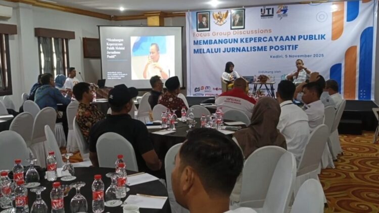 IJTI Kediri Gelar FGD Bahas Membangun Kepercayaan Publik Melalui Jurnalisme Positif