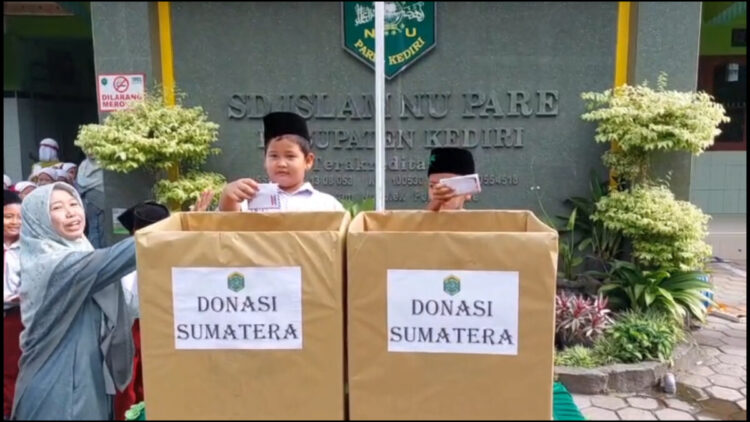 Siswa Donasi Bencana, Meringankan Beban Korban Sekaligus Pembentukan Karakter Sosial