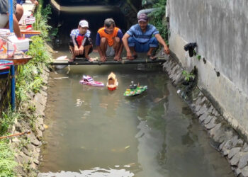 Lomba Perahu Mini Ajak Masyarakat Tidak Buang sampah di Sungai