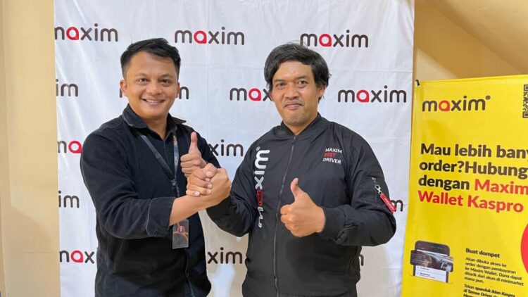 Maxim Serahkan Penghargaan Best Driver ke Ojol di Jawa Timur, Apresiasi Pelayanan Profesional Mitra