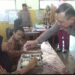 Siswa SD Senang Mendapat MBG, Perdana Dibagikan SPPG Polres Tulungagung