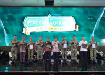 Kodim 0809/Kediri Antar Desa Canggu Badas Raih Juara Umum Kampung Pancasila 2025 Kasad Award