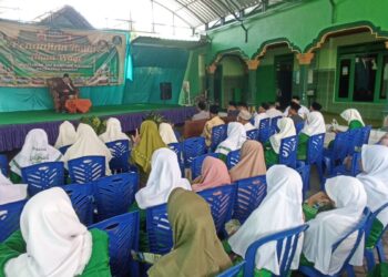 Muslimat NU Kauman Blitar Gelar Doa Bersama untuk Korban Bencana Sumatera