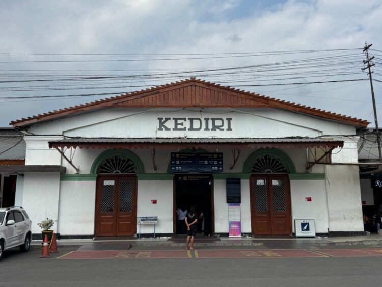 Hindari Macet Malam Pergantian Tahun, Penumpang KA dari Kediri Diminta Datang Lebih Awal