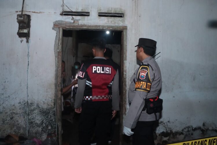 Menantu Jadi Pelaku, Nenek 70 Tahun di Blitar Tewas Ditusuk