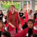 Pesona Tari Tradisional Kediri Pikat Mahasiswi Amerika, Ava Atkinson: Sangat Menakjubkan!