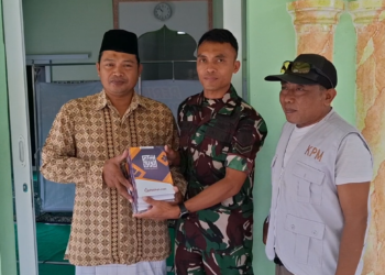 Koramil Pesantren Bagi 400 Mushaf Al Qur’an di 15 kelurahan di Bulan Ramadhan