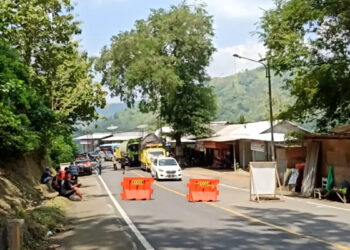 Jalur Trenggalek – Ponorogo Belum Aman, Tim Gabungan Sisir Puncak Tebing KM 16