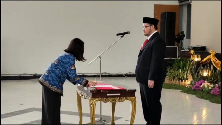 Lantik Ratusan PNS Pemkab Kediri, Mas Dhito Tekankan Profesionalisme dan Prioritas Pelayanan Masyarakat