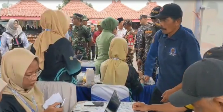 Buka TMMD Ke-128 di Gandusari, Wabup Trenggalek Tekankan Percepatan Pembangunan Desa