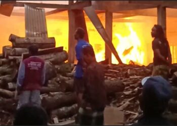Bengkel Mebel Ludes Terbakar, Kerugian Puluhan Juta Rupiah