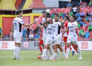 Bekap Tuan Rumah Semen Padang 3-0, Persik Kediri Pastikan Bertahan di Super League