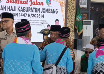 Lepas Jemaah Haji Jombang, Menteri Haji Sebut Angka Haji Ilegal Turun Drastis, Hanya Temukan 60 Kasus