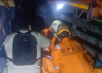 Motor Terpeleset, Bapak dan Anak Tewas Terlindas Truk Pakan Ternak