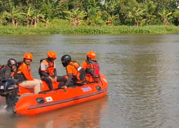 Bersihkan Pinggiran Sungai Jelang Pladu, Warga Kediri Hilang Terseret Arus Brantas