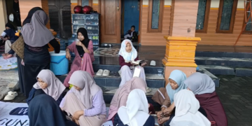 Unik! Pembagian Daging Kurban di Ponpes Putri Jombang Ini Diiringi Hafalan Al-Qur’an